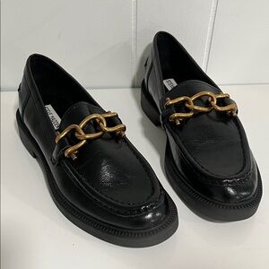 Steve Madden women shoes sz 8 Black Loafers with Gold Chain